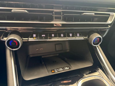 2027 Chevrolet Traverse FWD LT