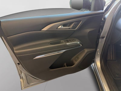 2027 Chevrolet Traverse FWD LT