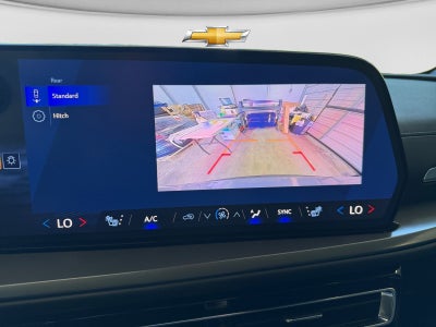 2027 Chevrolet Traverse FWD LT