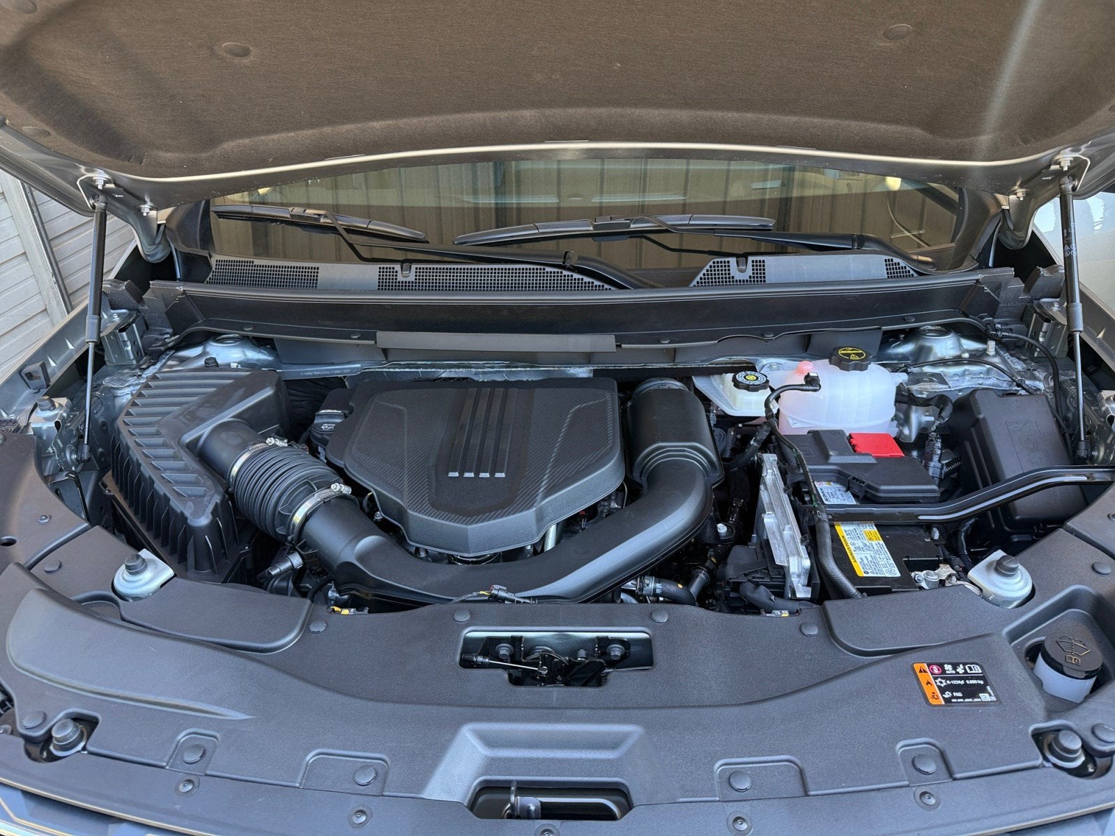 2027 Chevrolet Traverse FWD LT