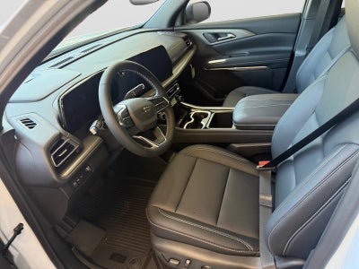 2027 Chevrolet Traverse FWD LT