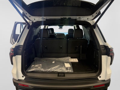 2027 Chevrolet Traverse FWD LT