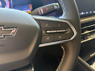 2027 Chevrolet Traverse FWD LT