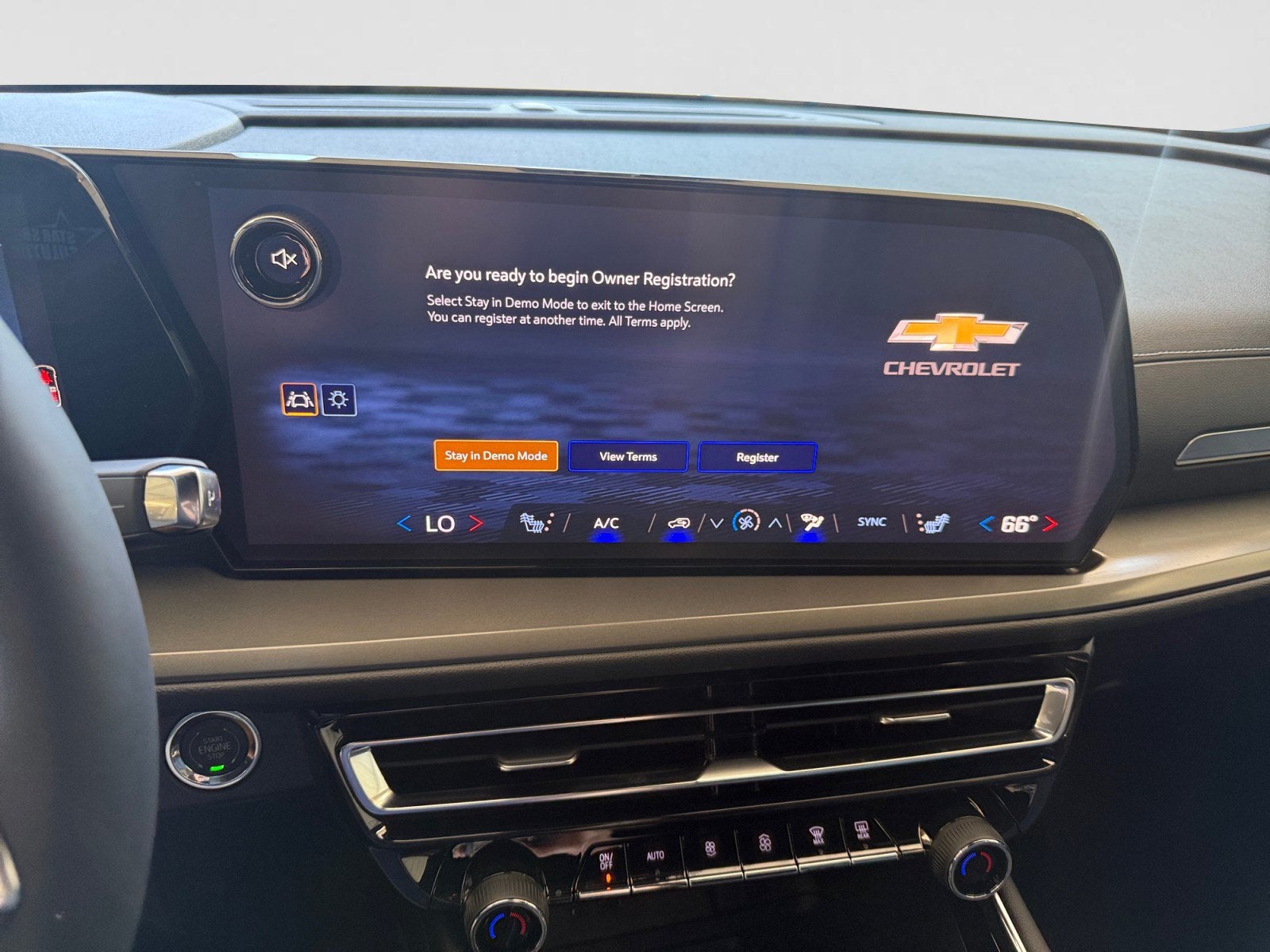 2027 Chevrolet Traverse FWD LT