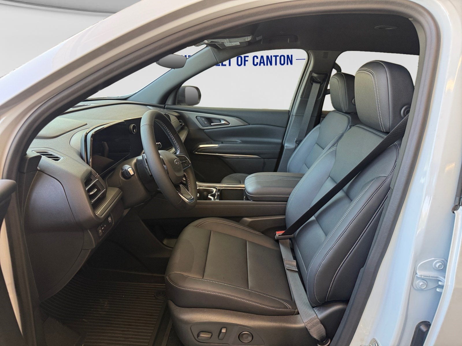 2027 Chevrolet Traverse FWD LT