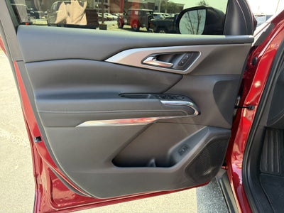 2026 Chevrolet Traverse FWD LT