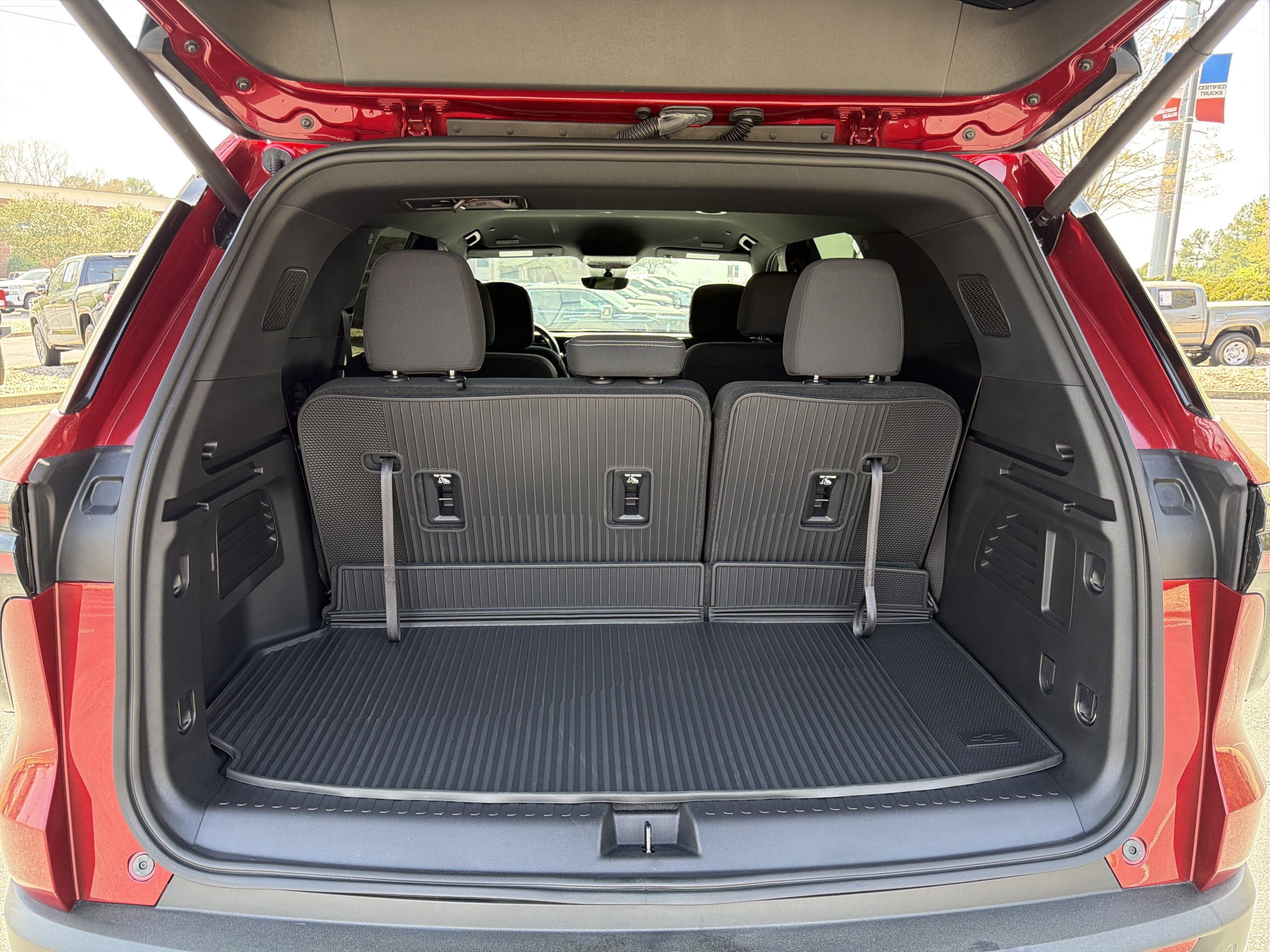 2026 Chevrolet Traverse FWD LT