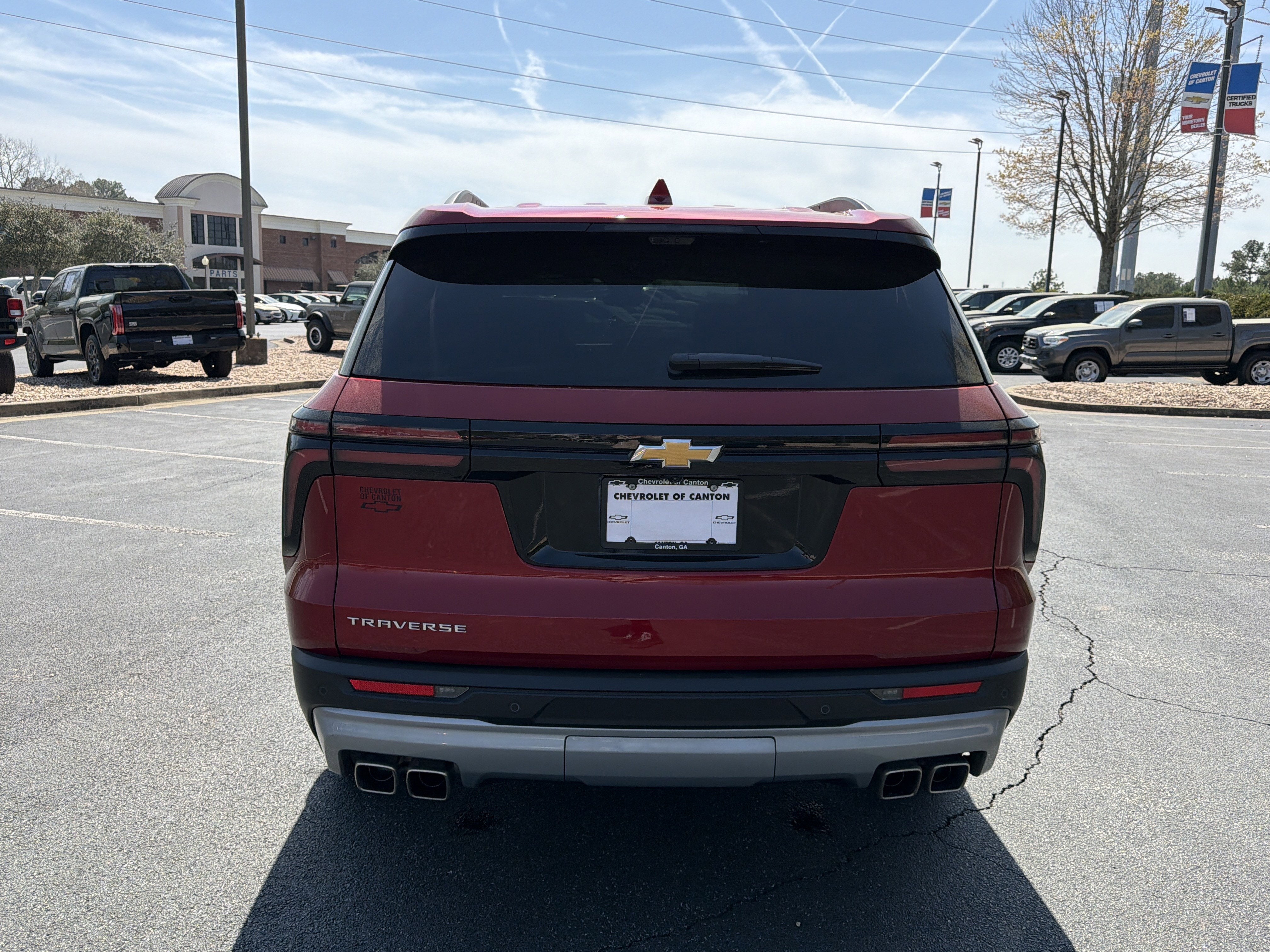 2026 Chevrolet Traverse FWD LT