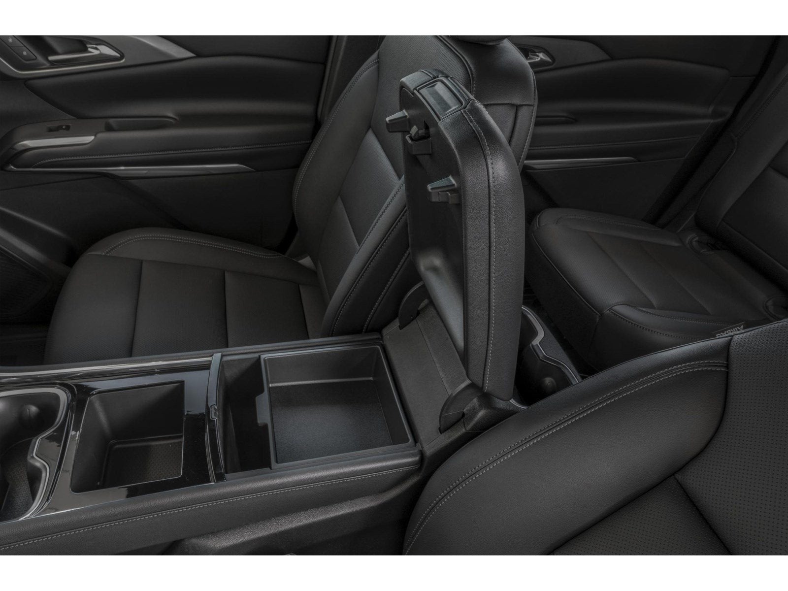 2027 Chevrolet Traverse FWD LT