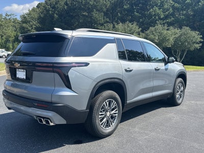 2026 Chevrolet Traverse FWD LT