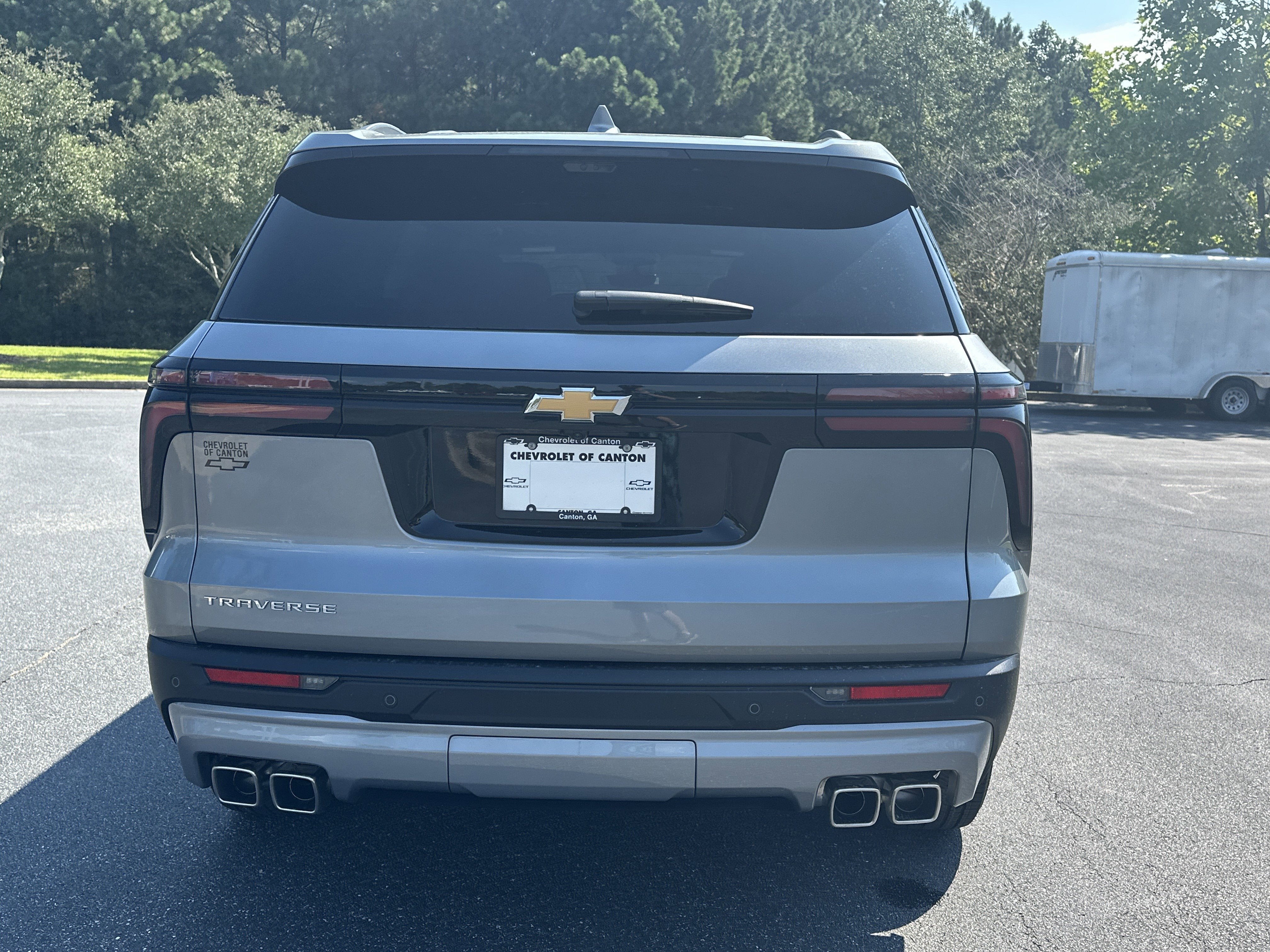 2026 Chevrolet Traverse FWD LT