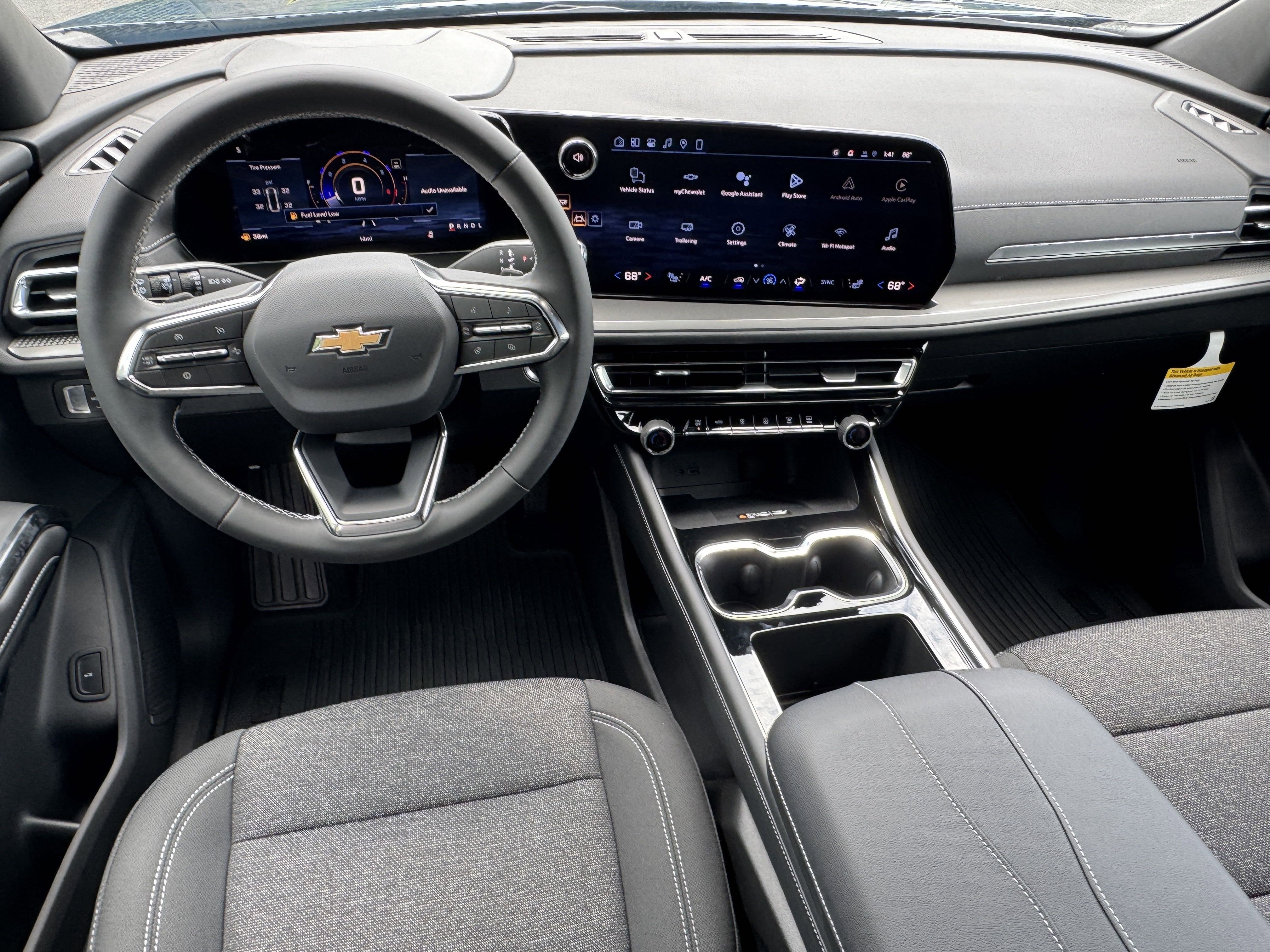 2026 Chevrolet Traverse FWD LT