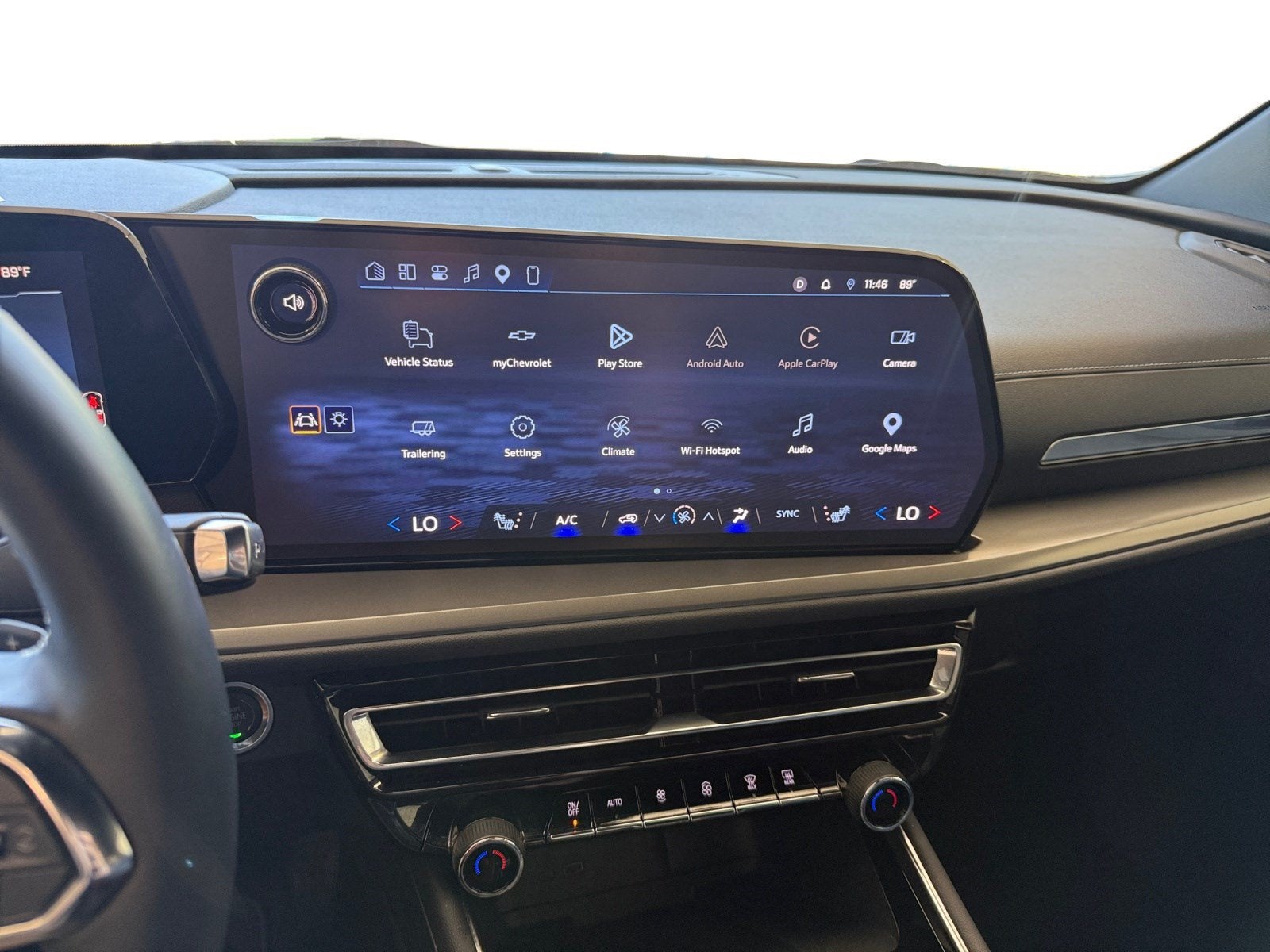 2026 Chevrolet Traverse FWD LT