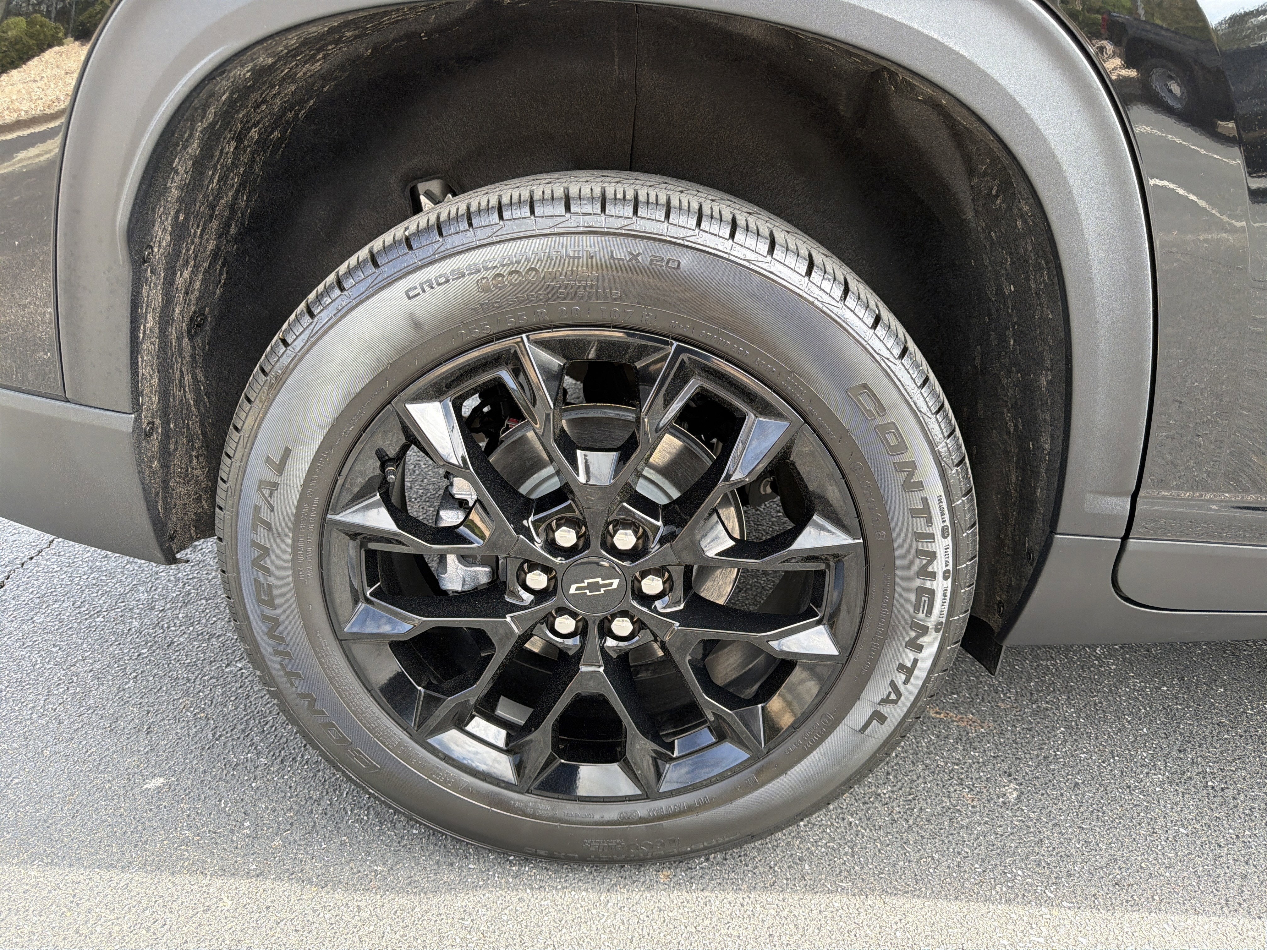 2026 Chevrolet Traverse FWD LT