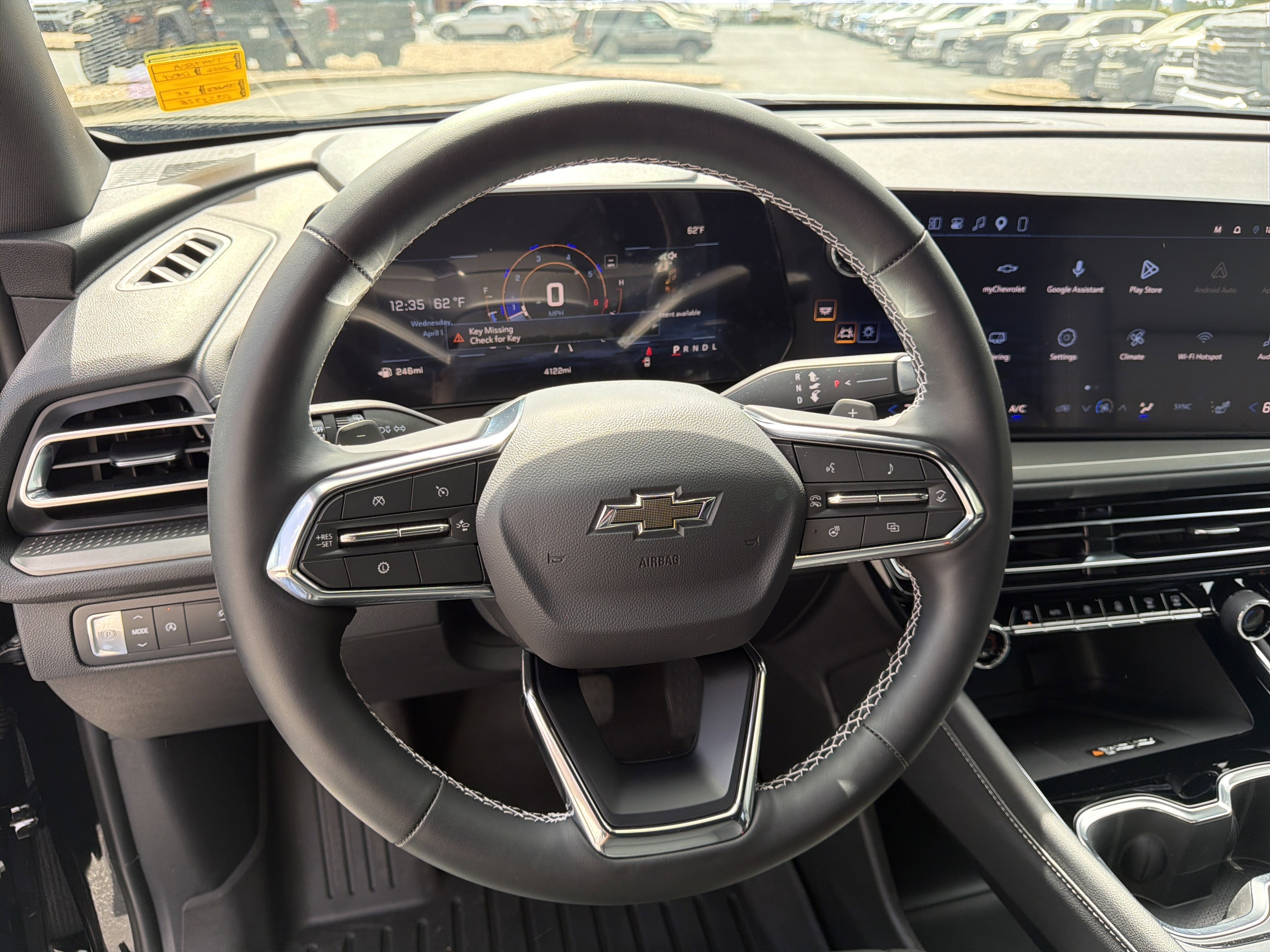 2026 Chevrolet Traverse FWD LT