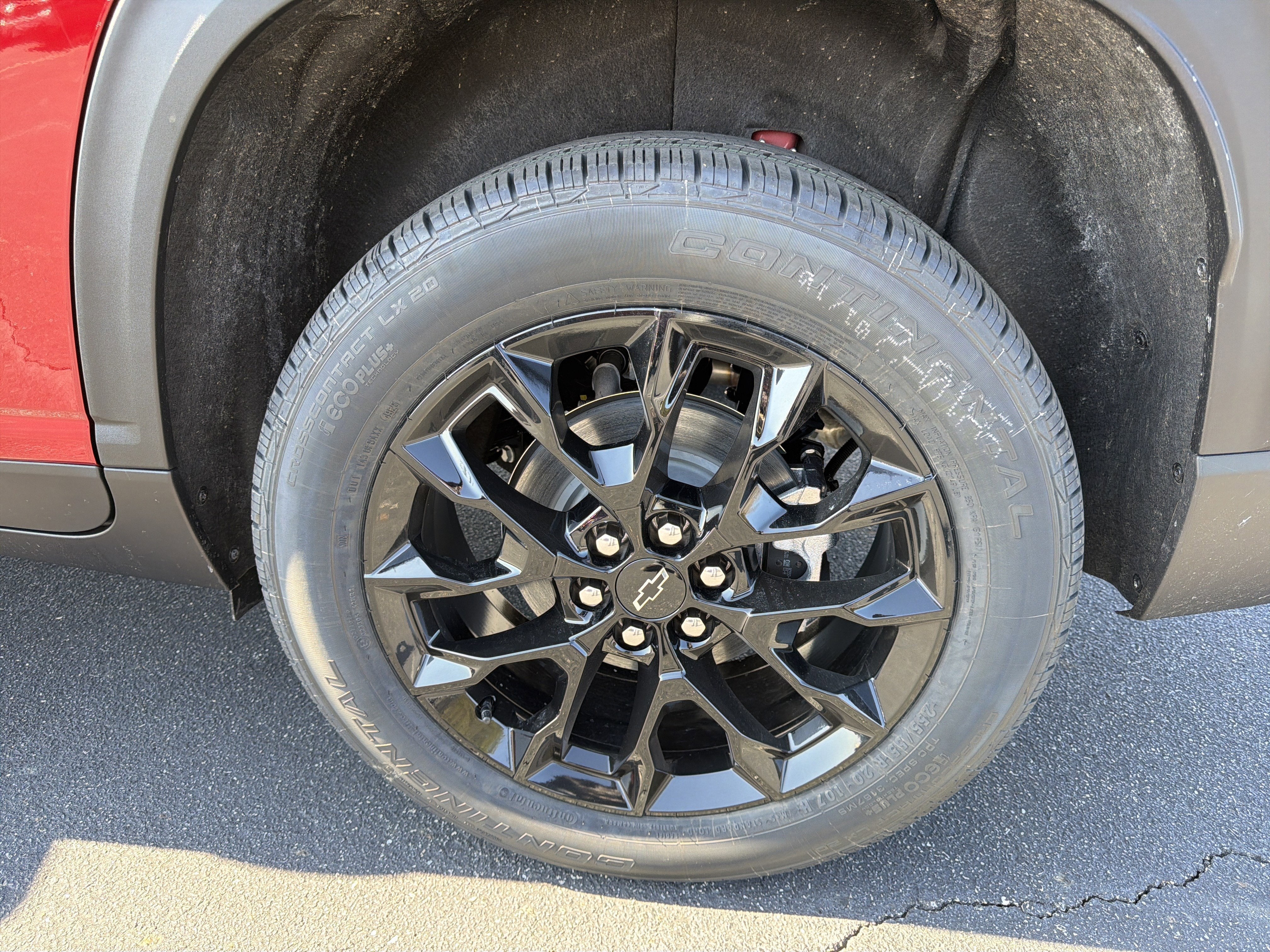 2026 Chevrolet Traverse FWD LT