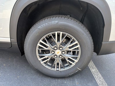 2026 Chevrolet Traverse FWD LT