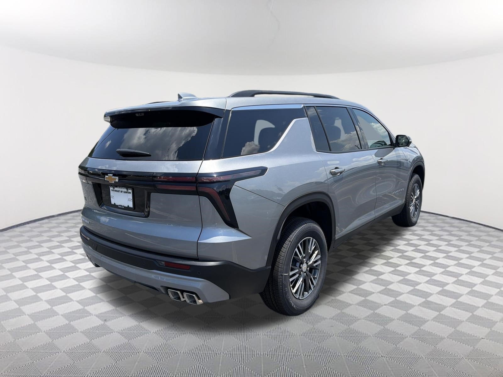 2026 Chevrolet Traverse FWD LT