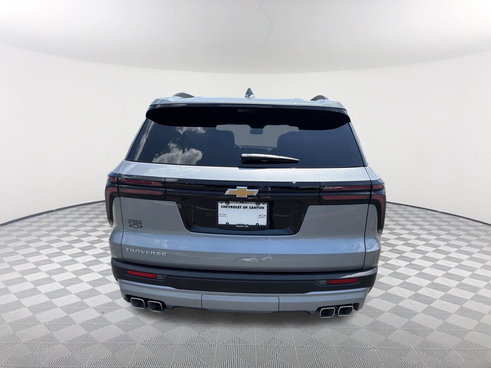 2026 Chevrolet Traverse FWD LT
