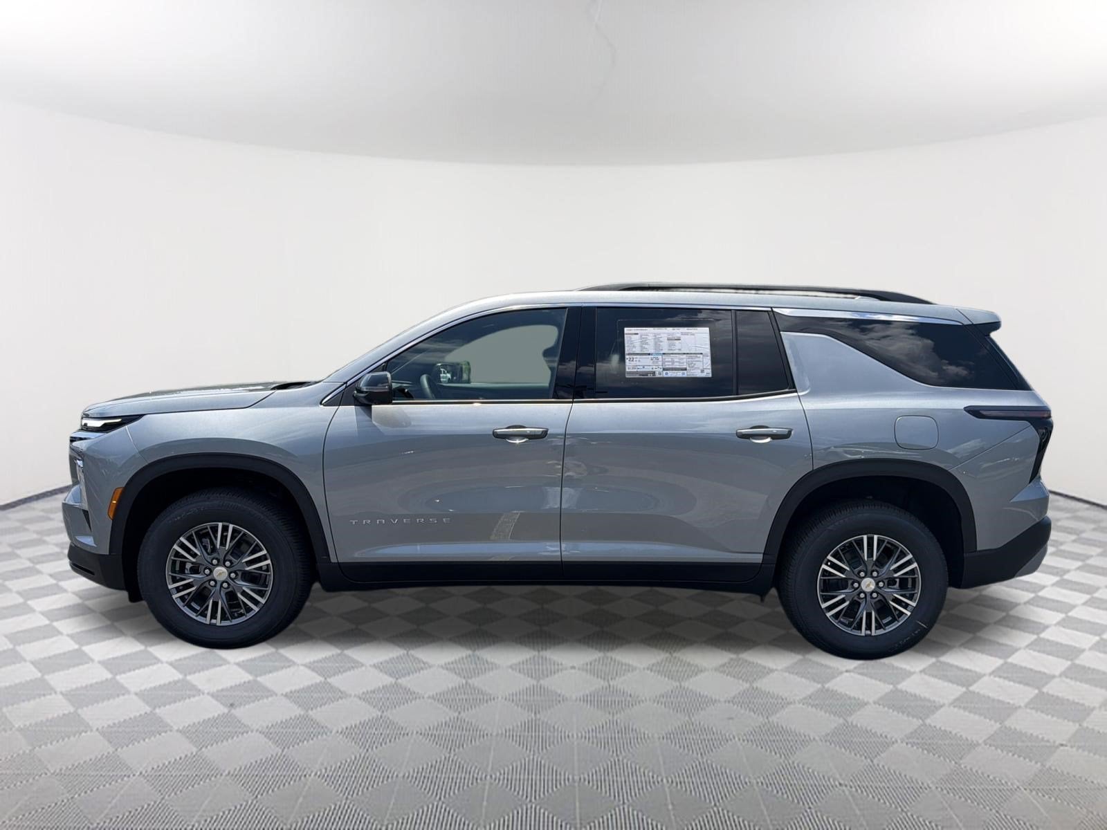 2026 Chevrolet Traverse FWD LT