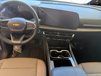 2026 Chevrolet Traverse FWD LT