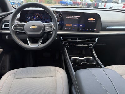 2026 Chevrolet Traverse FWD LT