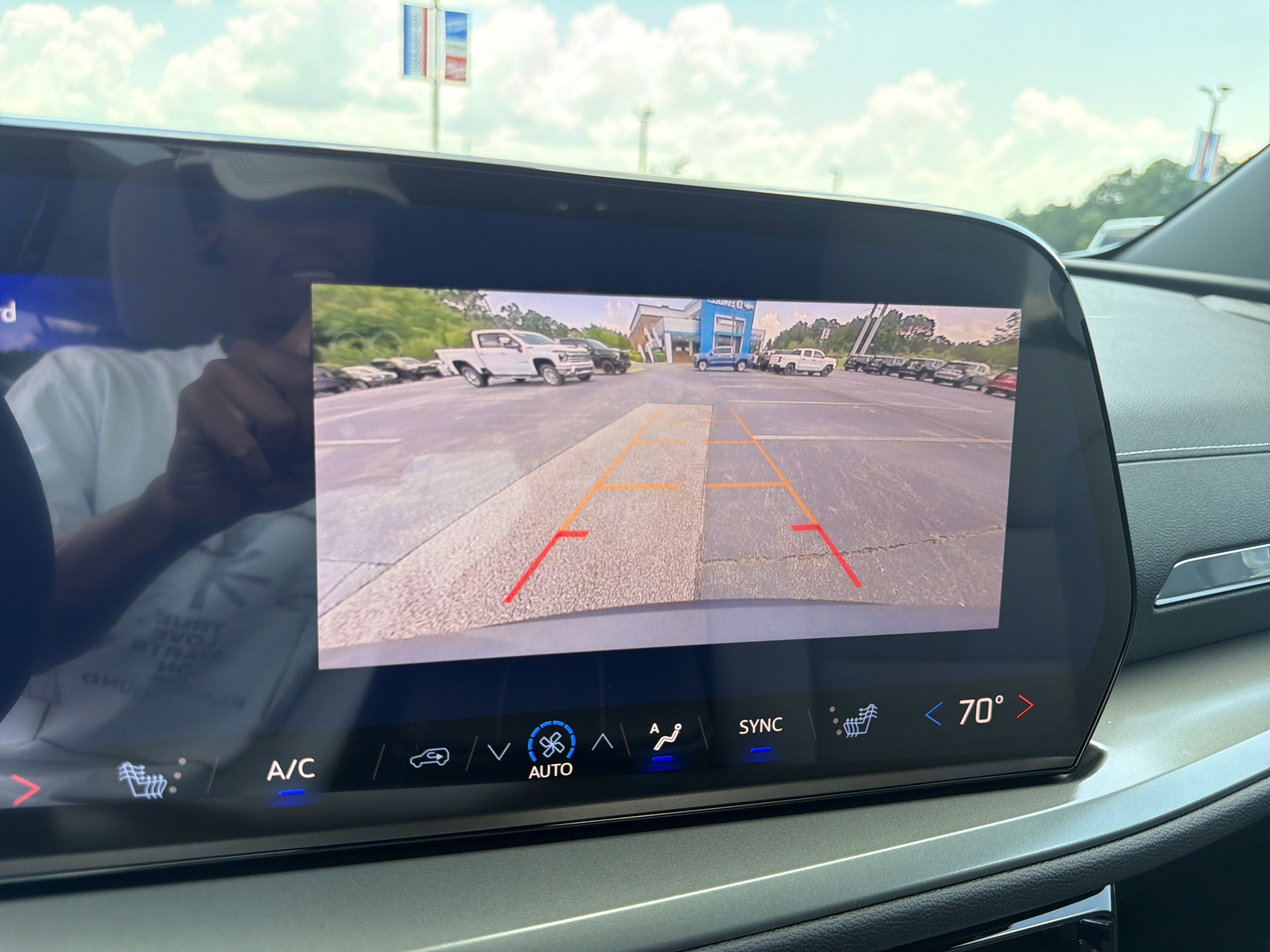 2026 Chevrolet Traverse FWD LT