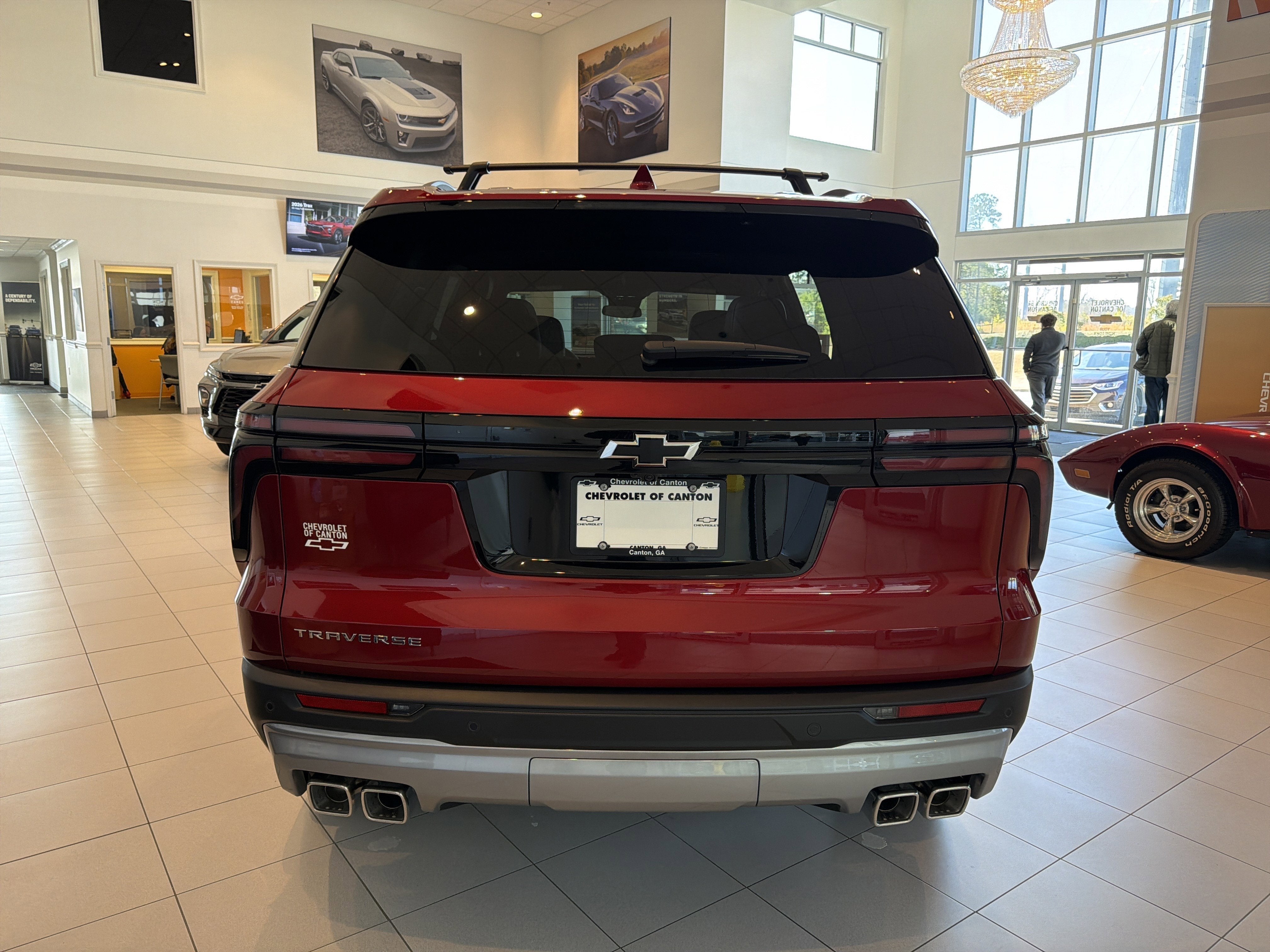 2026 Chevrolet Traverse FWD LT