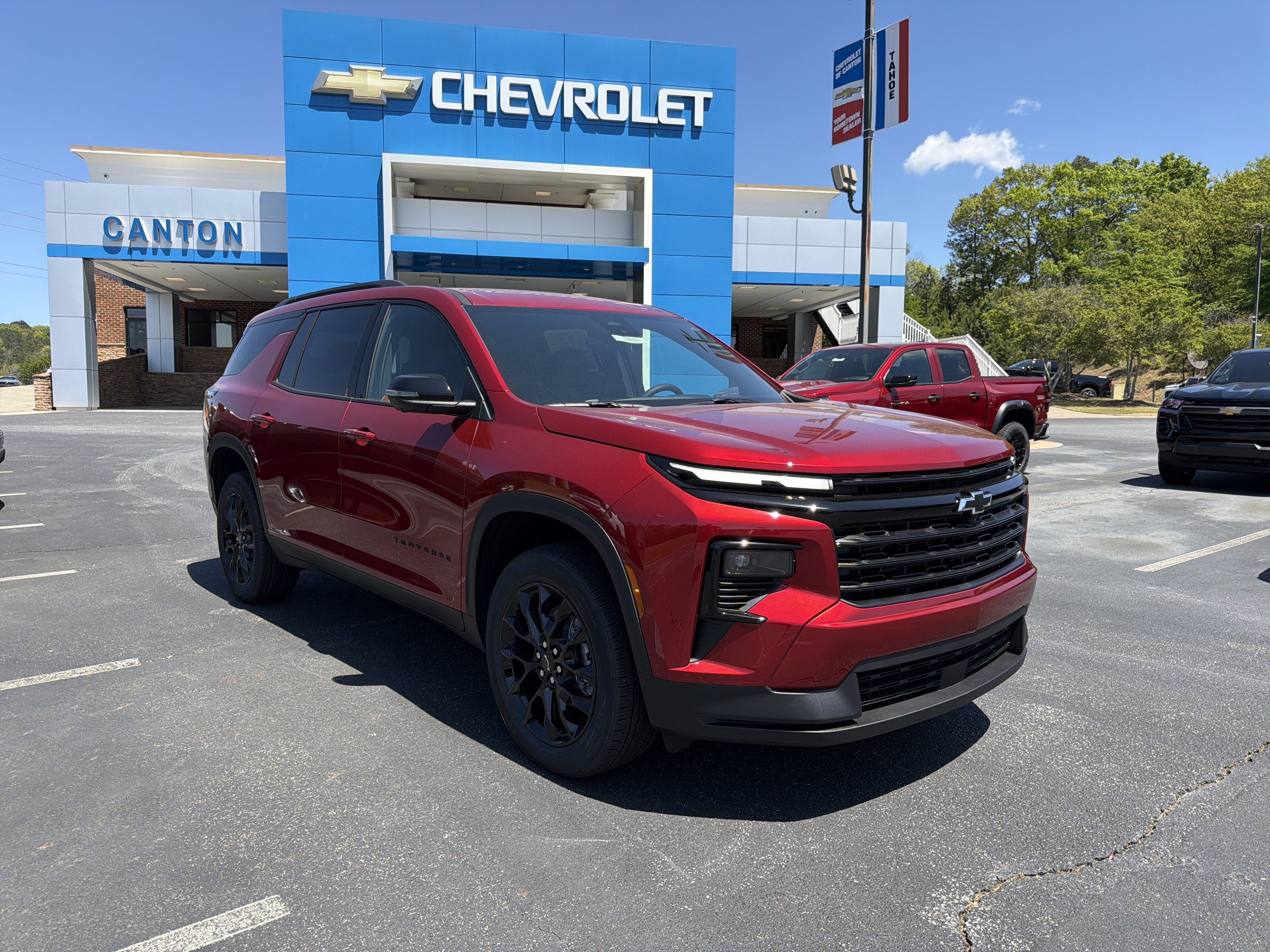 2026 Chevrolet Traverse FWD LT