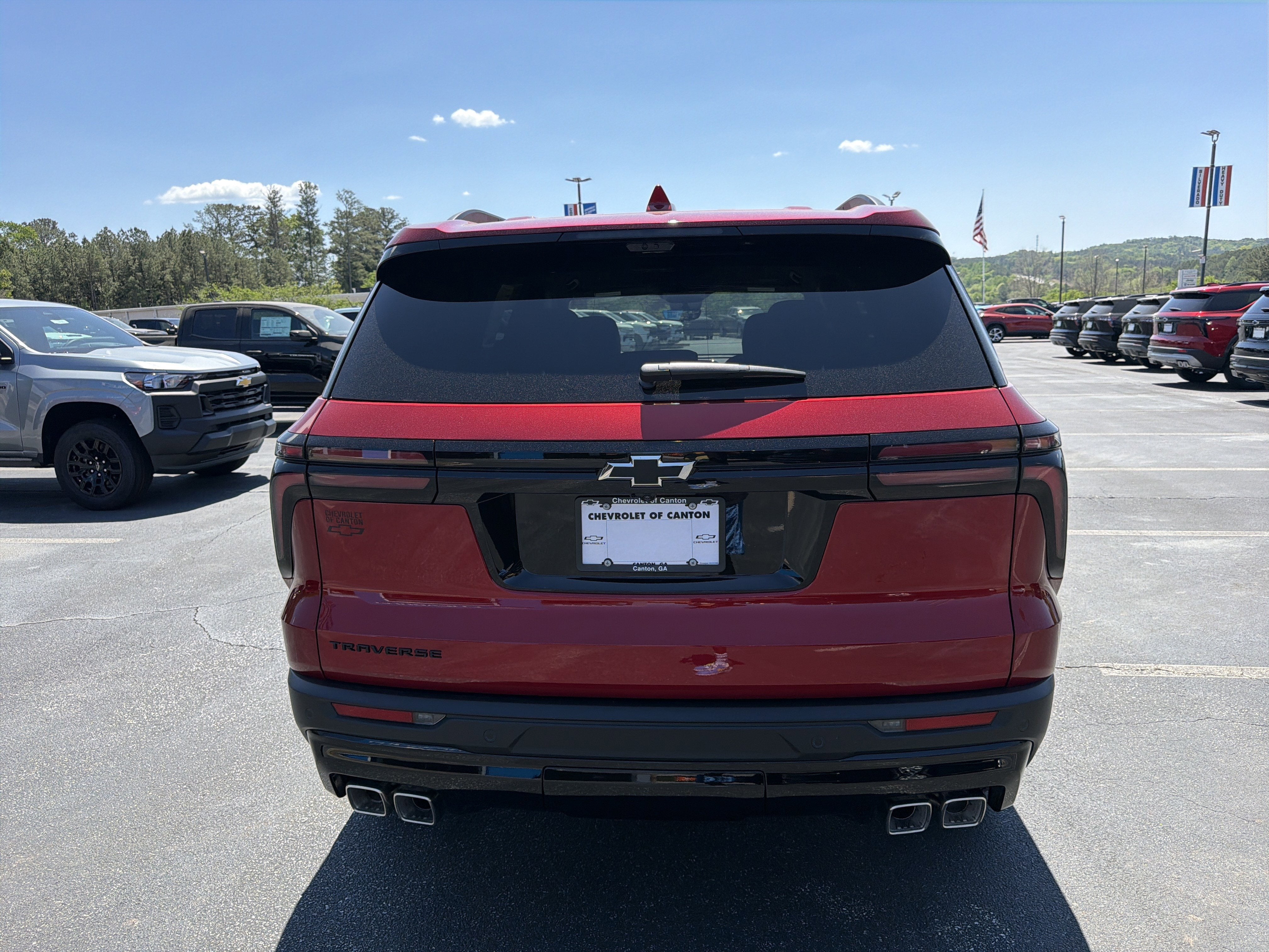 2026 Chevrolet Traverse FWD LT