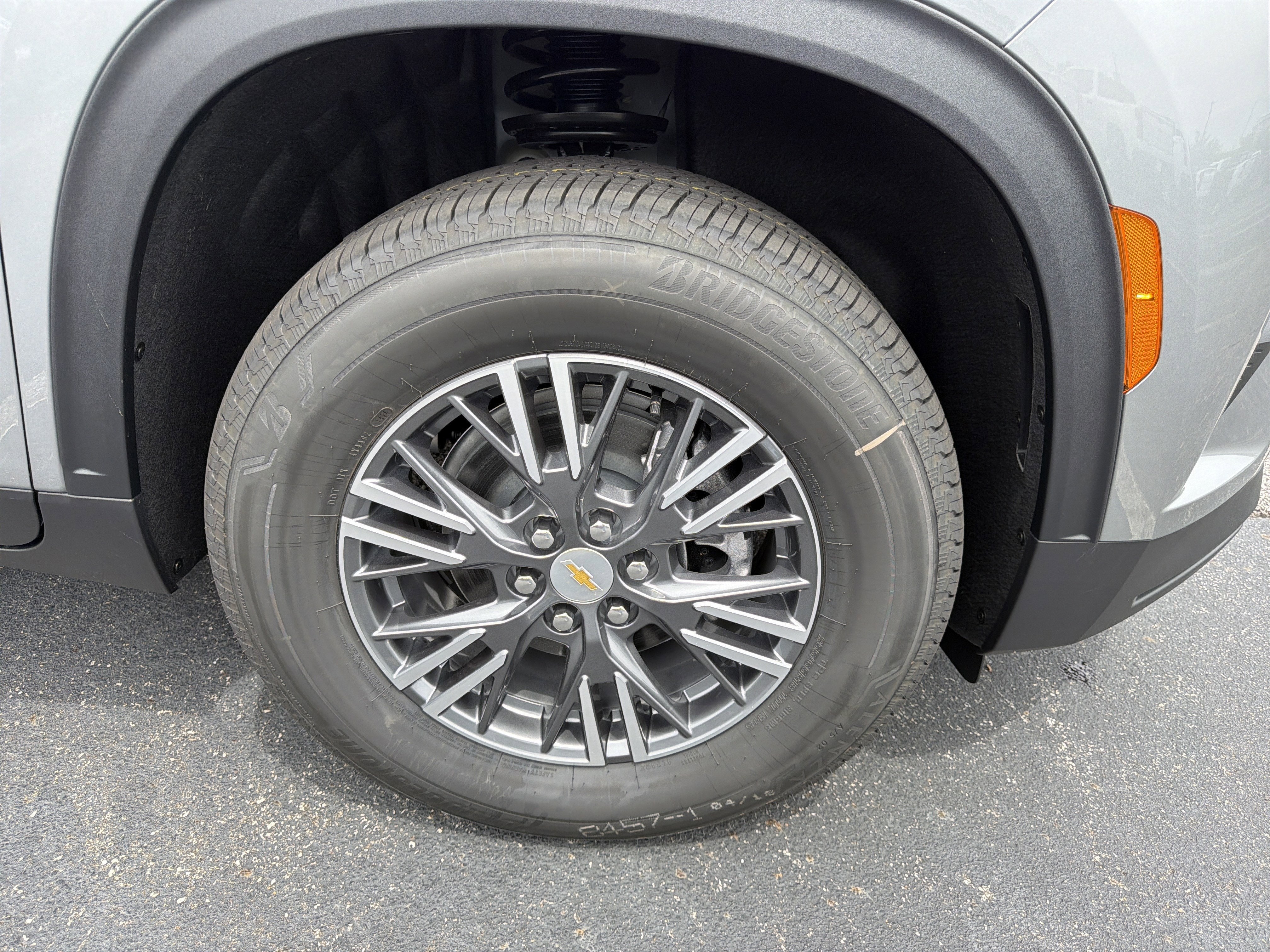 2026 Chevrolet Traverse FWD LT