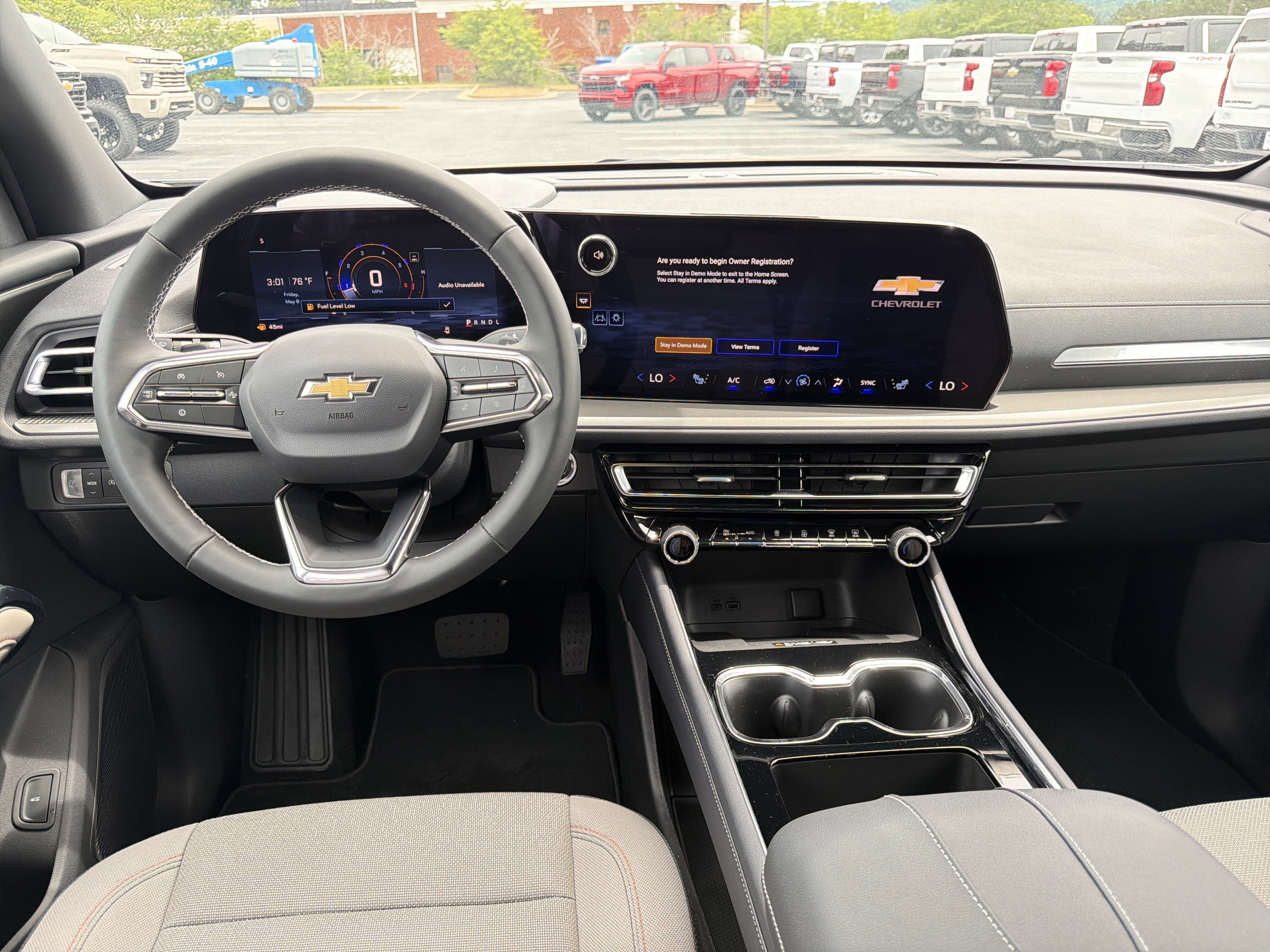 2026 Chevrolet Traverse FWD LT