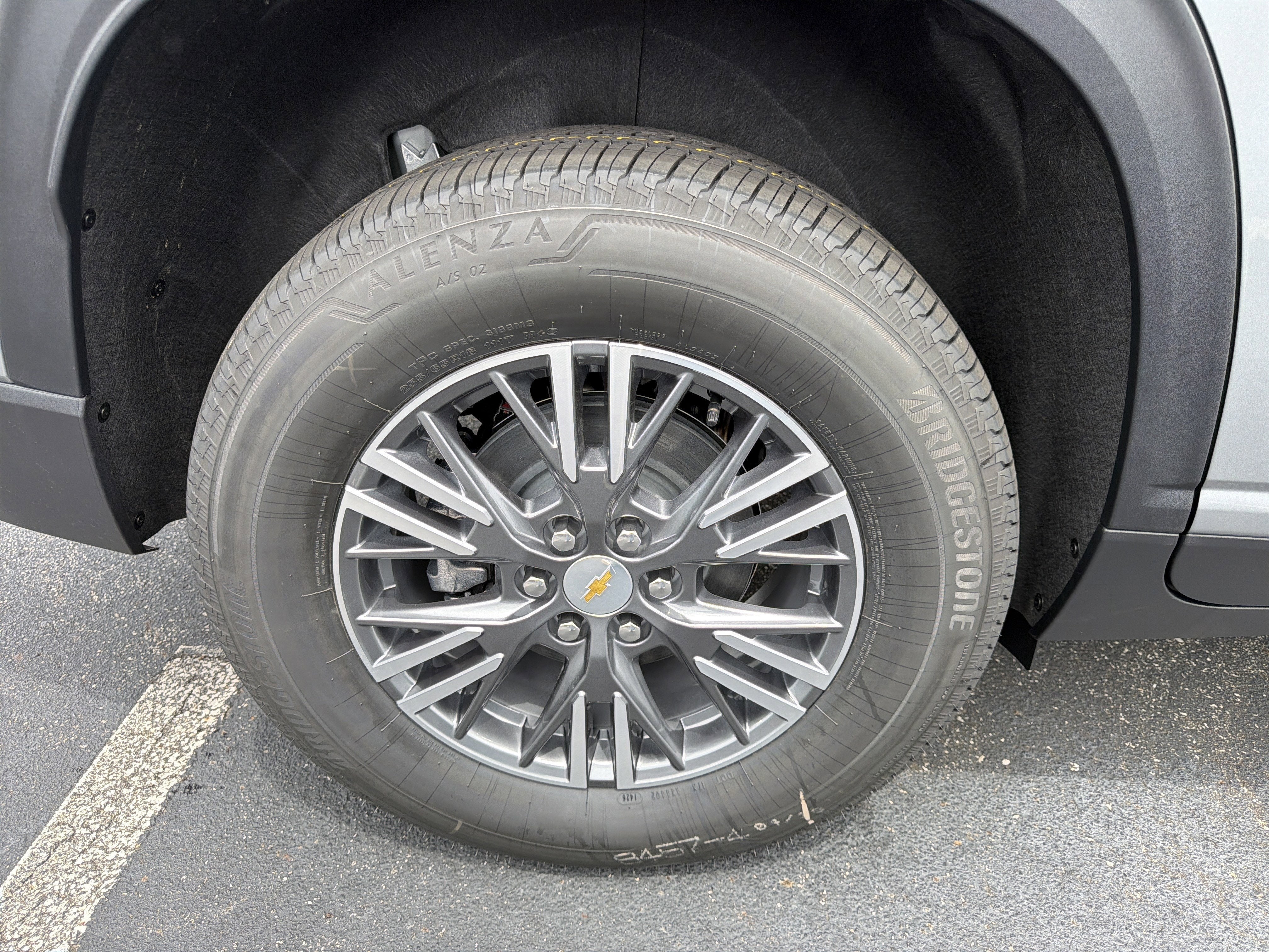 2026 Chevrolet Traverse FWD LT
