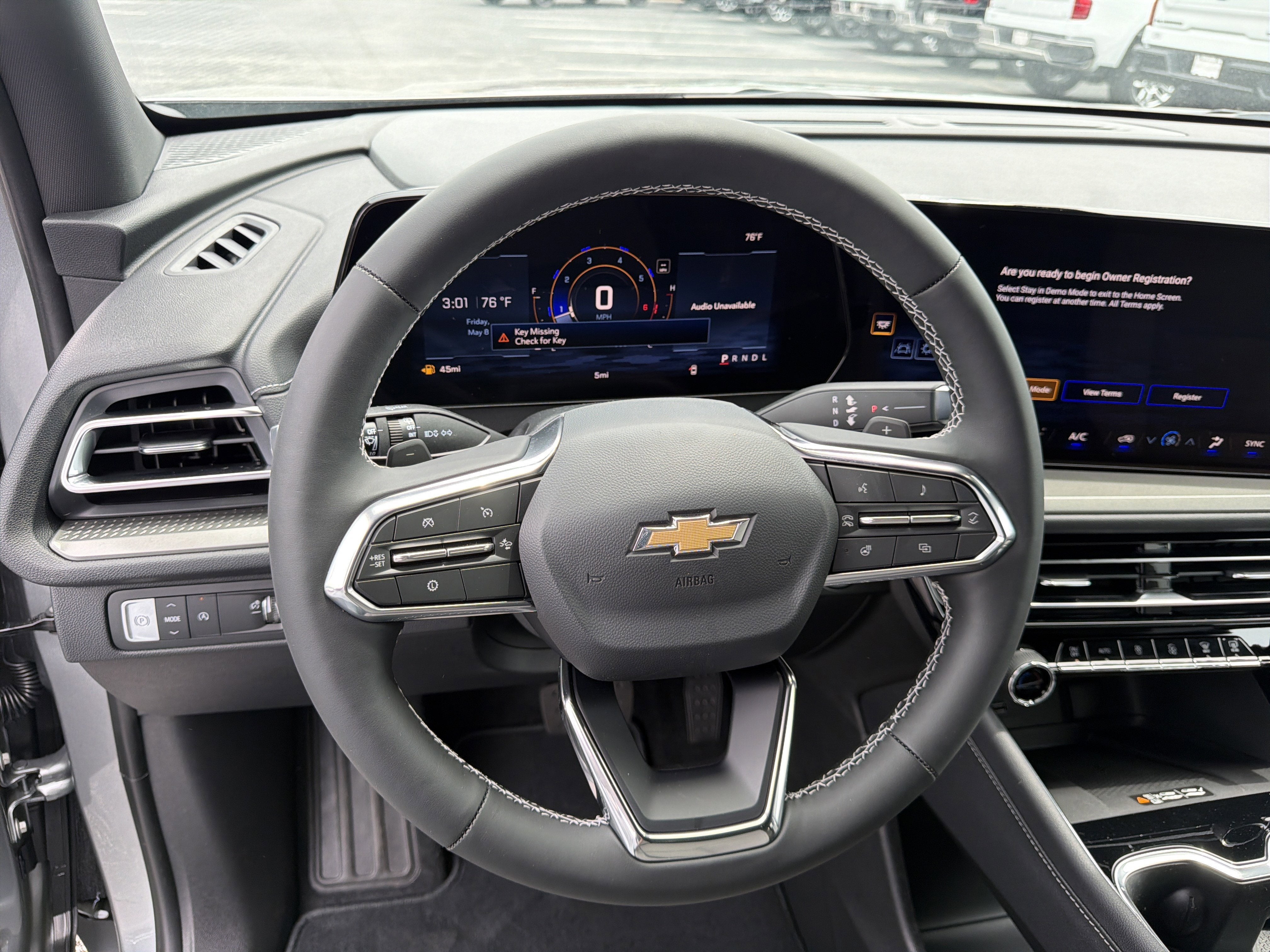 2026 Chevrolet Traverse FWD LT
