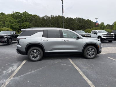 2026 Chevrolet Traverse FWD LT