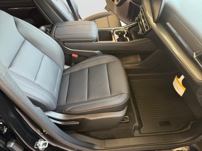 2027 Chevrolet Traverse FWD LT