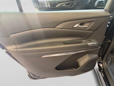2027 Chevrolet Traverse FWD LT