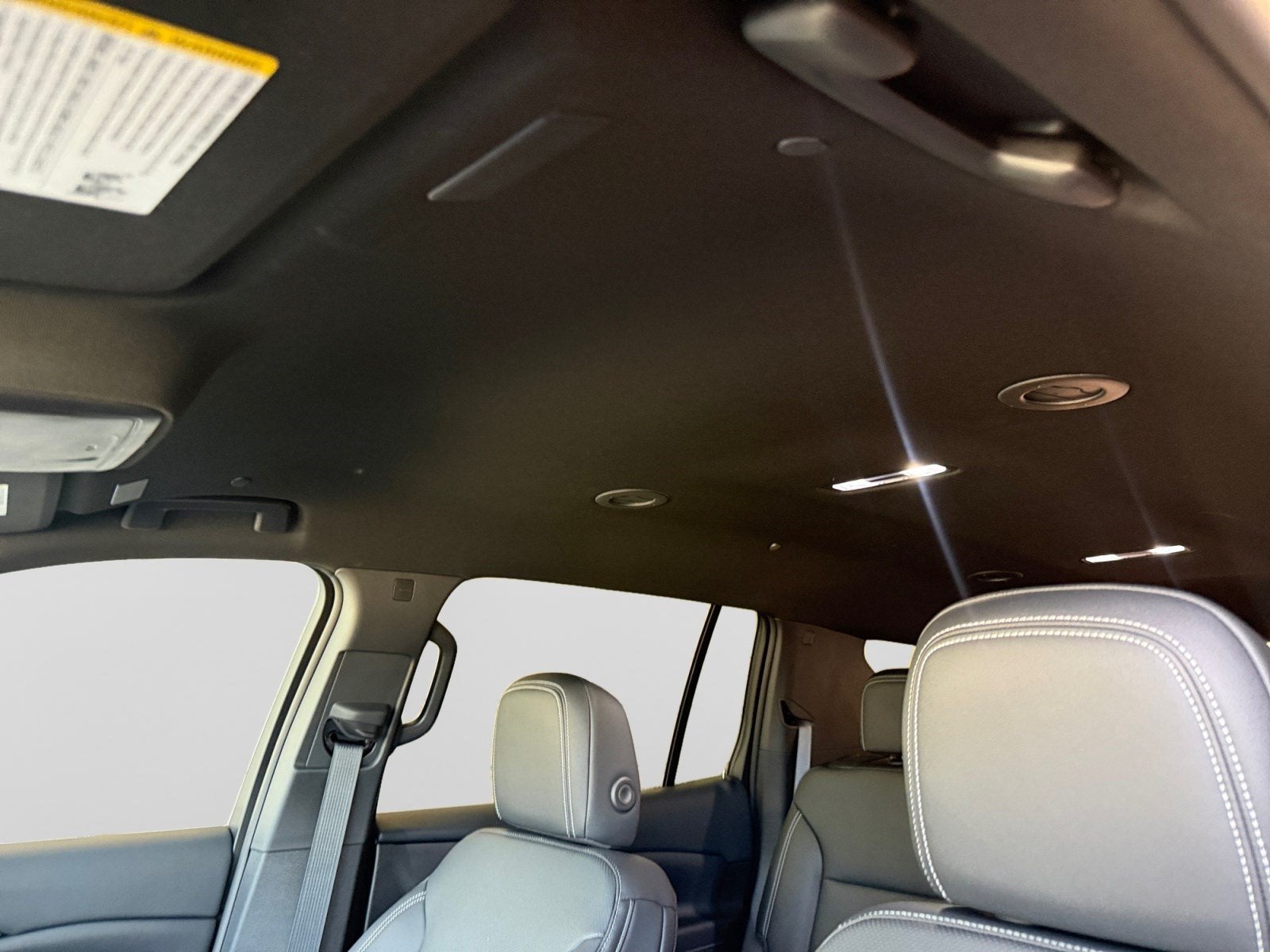 2027 Chevrolet Traverse FWD LT