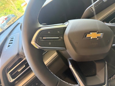 2027 Chevrolet Traverse FWD LT