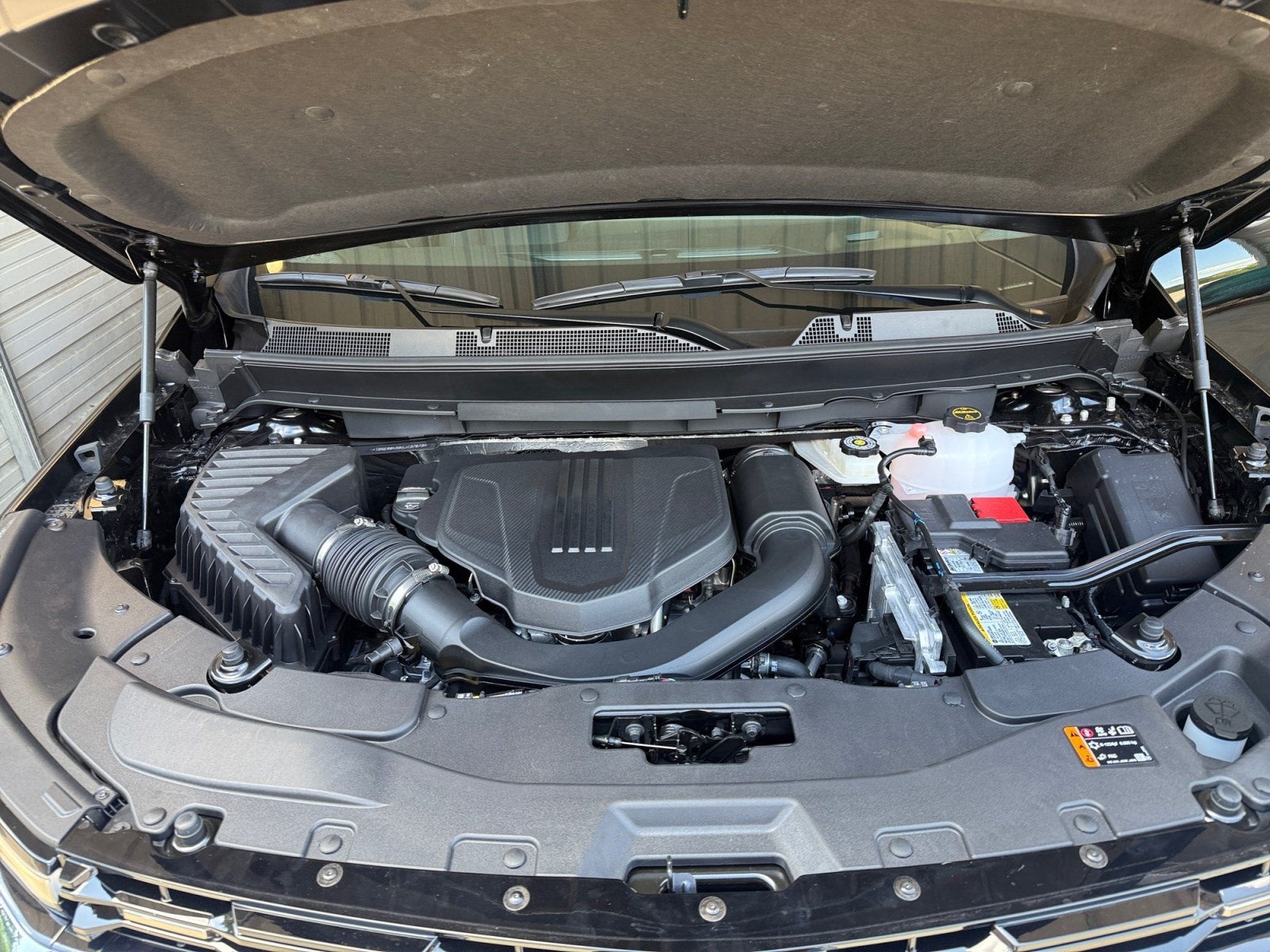 2027 Chevrolet Traverse FWD LT
