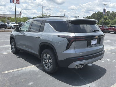 2026 Chevrolet Traverse FWD LT