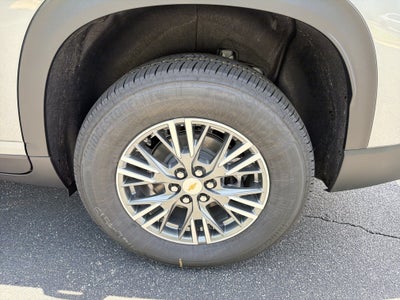 2026 Chevrolet Traverse FWD LT