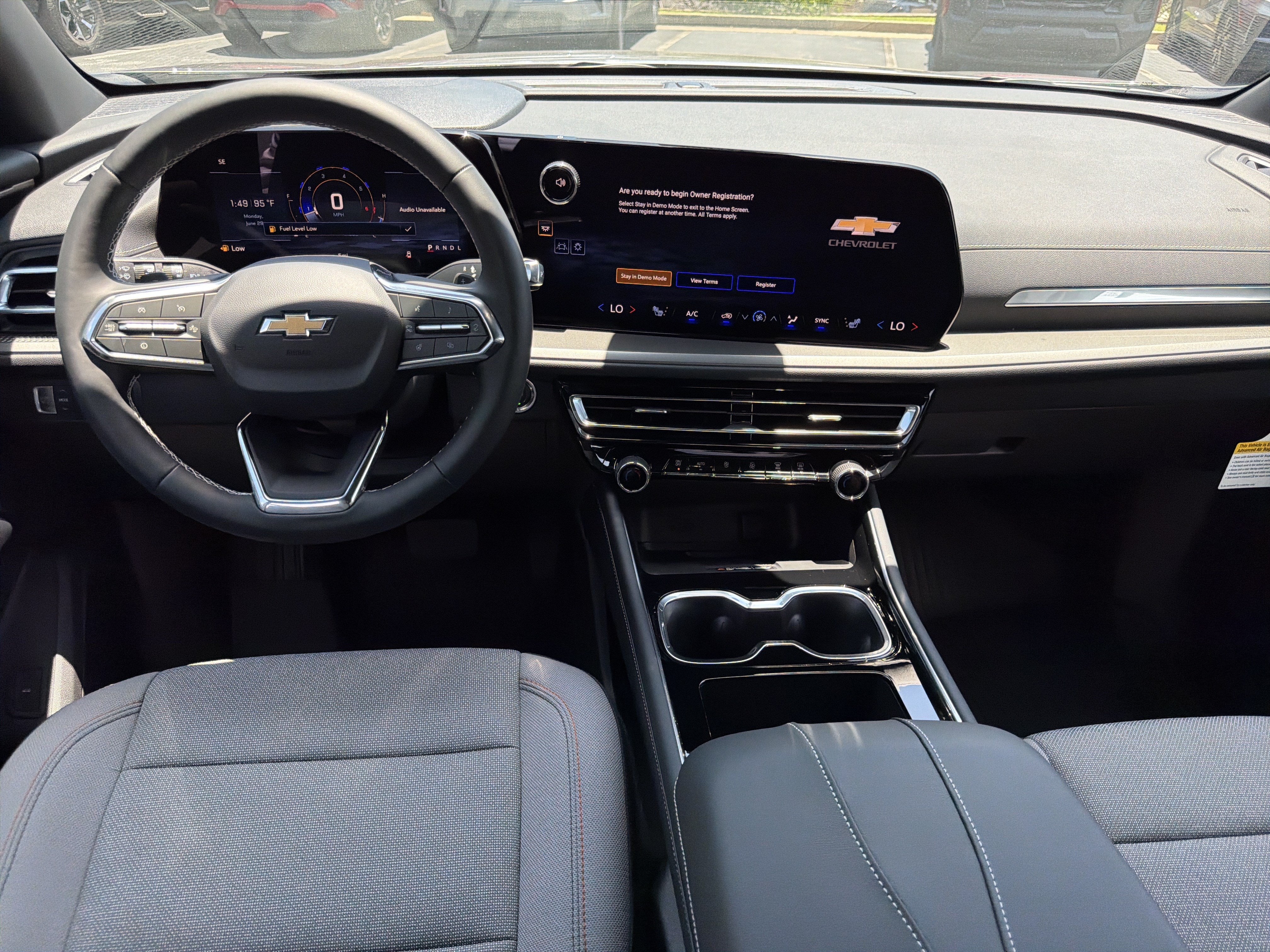 2026 Chevrolet Traverse FWD LT