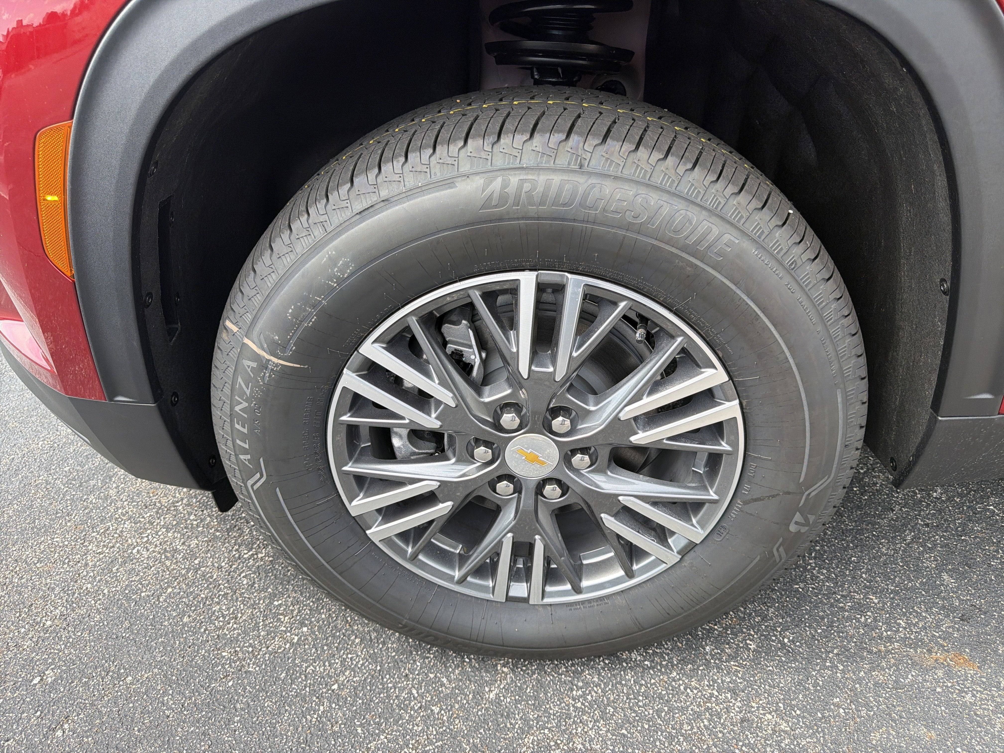 2026 Chevrolet Traverse FWD LT