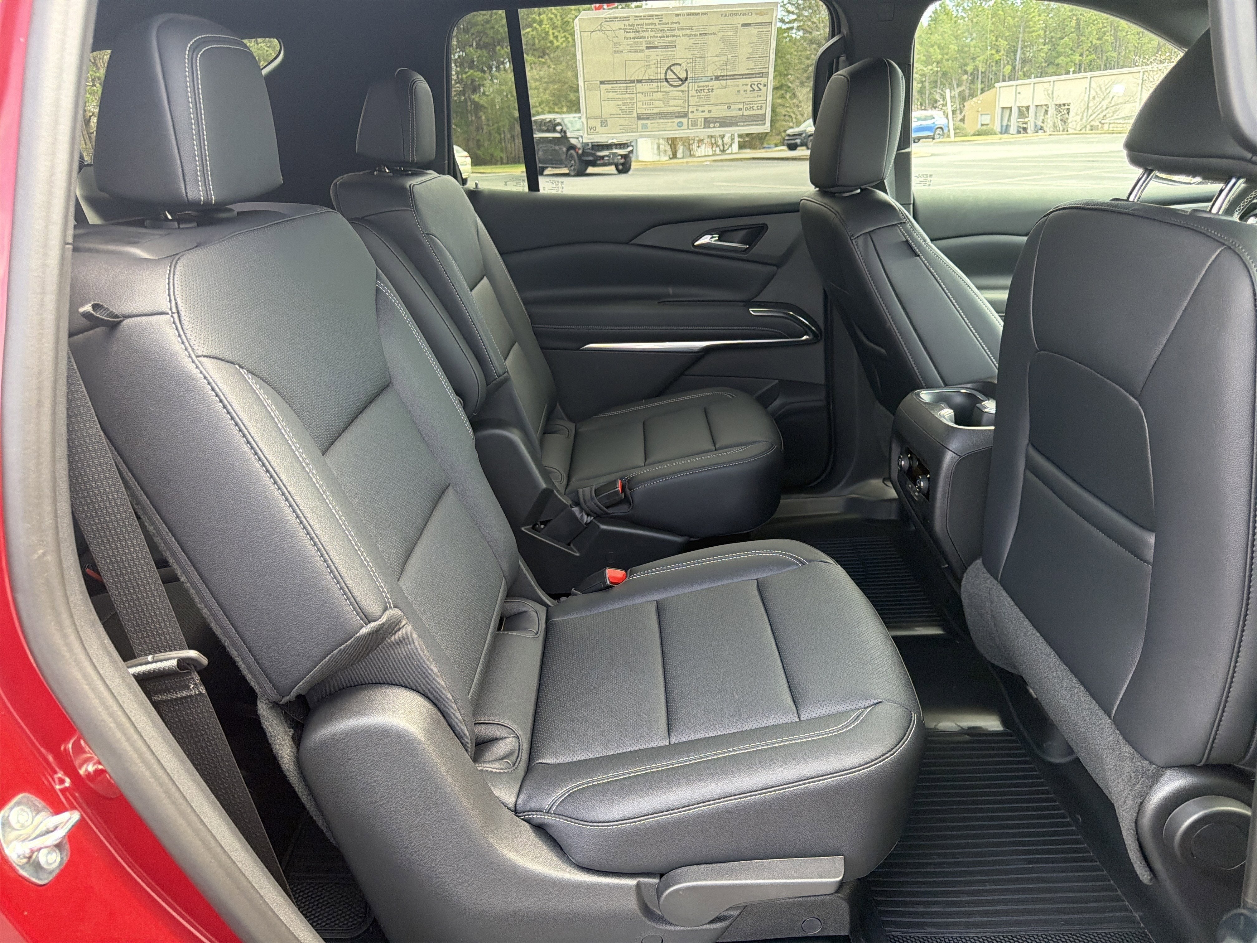 2026 Chevrolet Traverse FWD LT