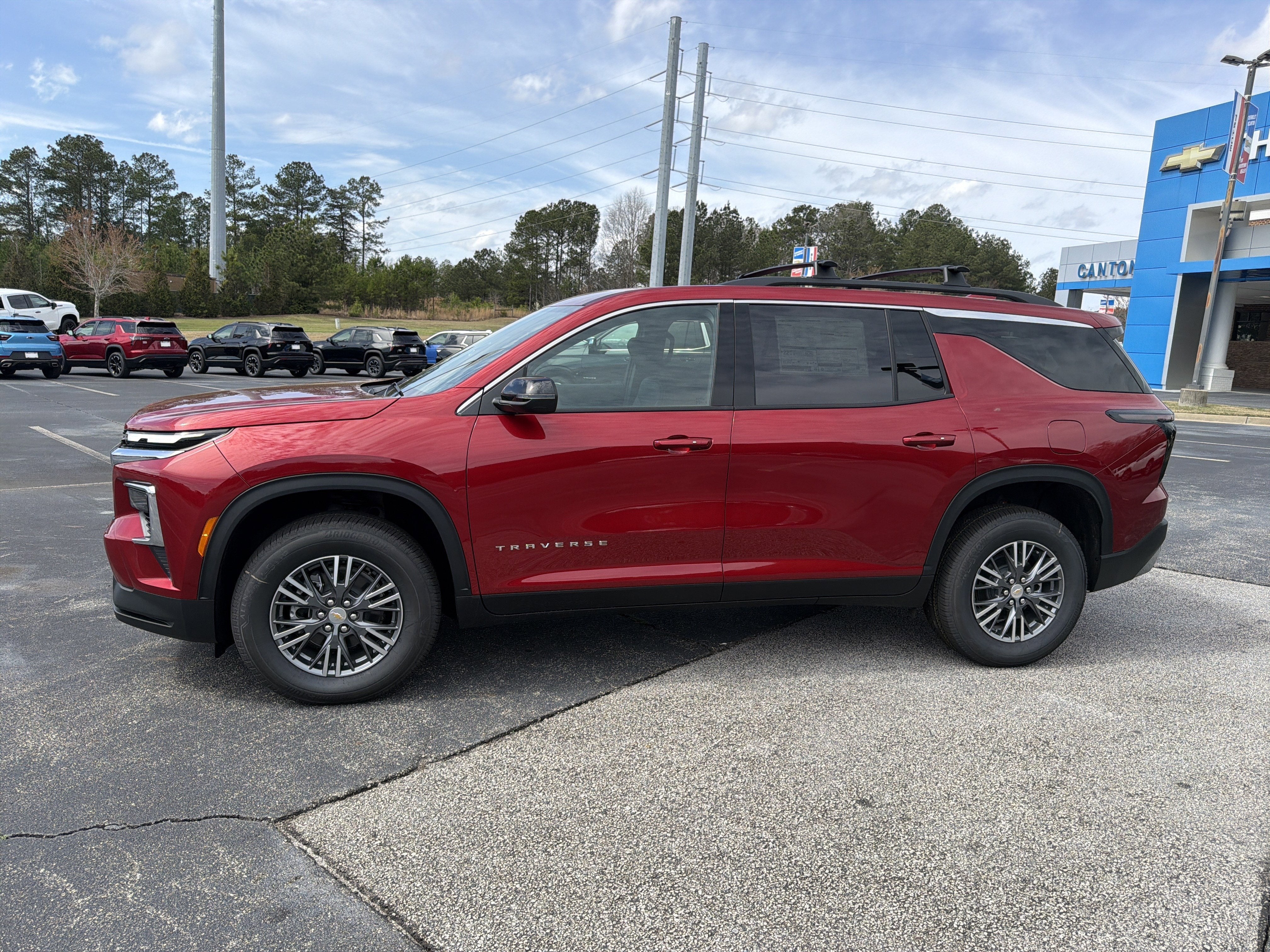 2026 Chevrolet Traverse FWD LT