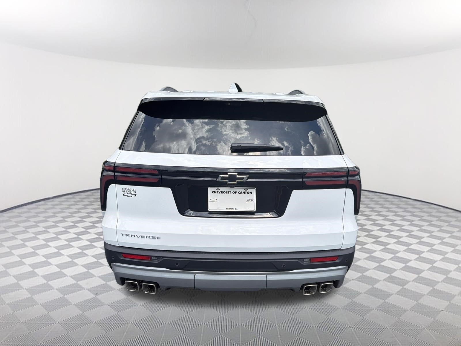 2026 Chevrolet Traverse FWD LT
