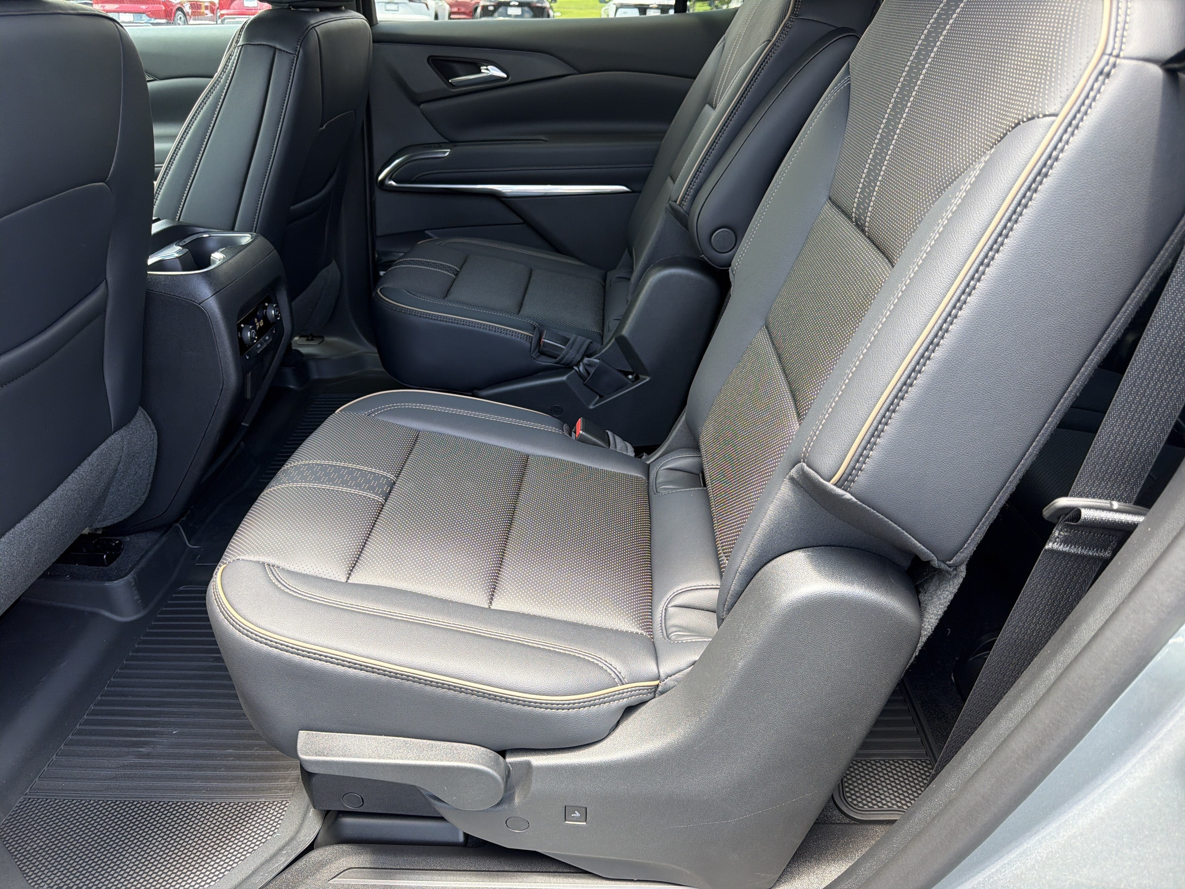 2026 Chevrolet Traverse FWD High Country