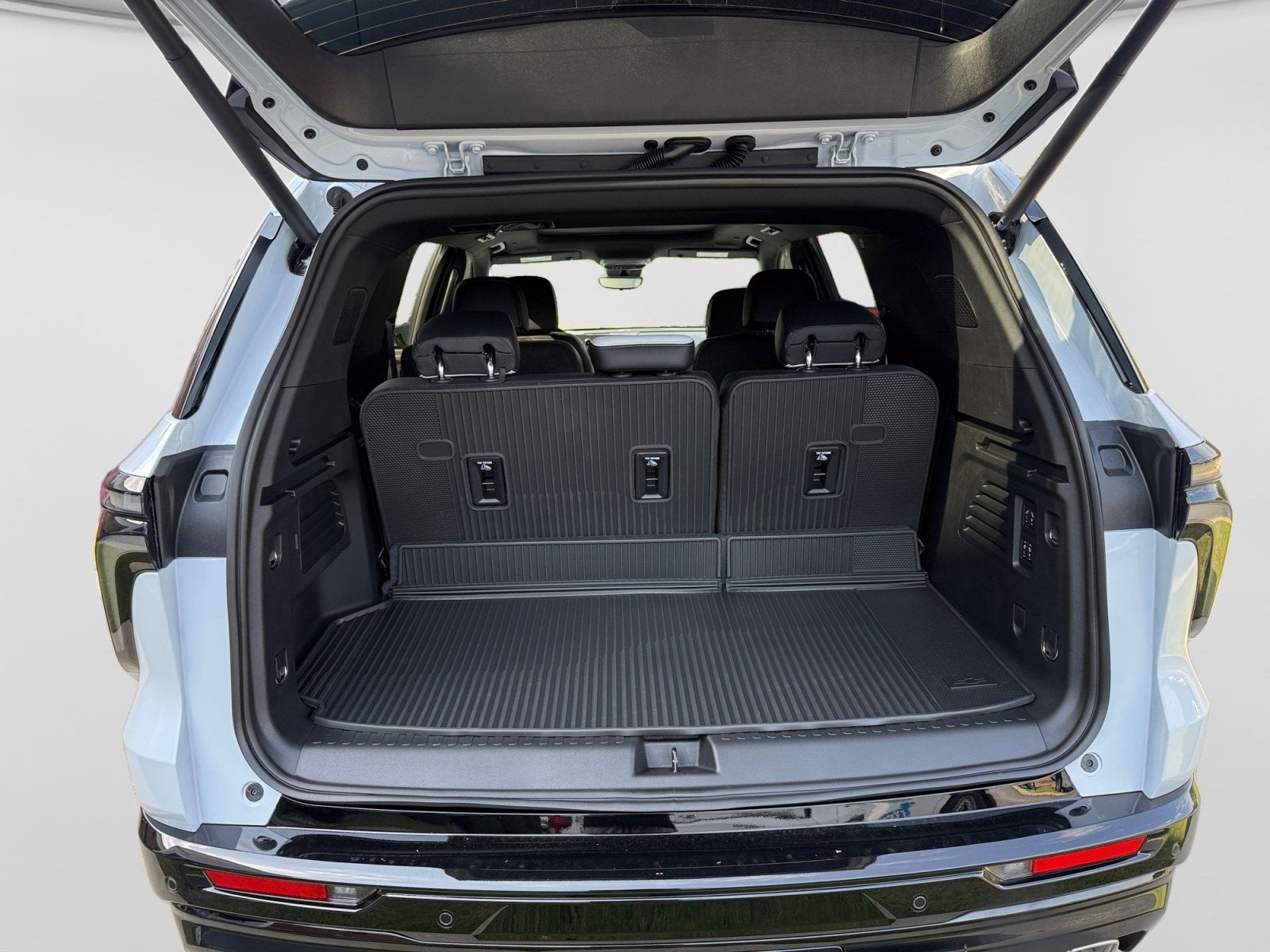 2026 Chevrolet Traverse FWD High Country