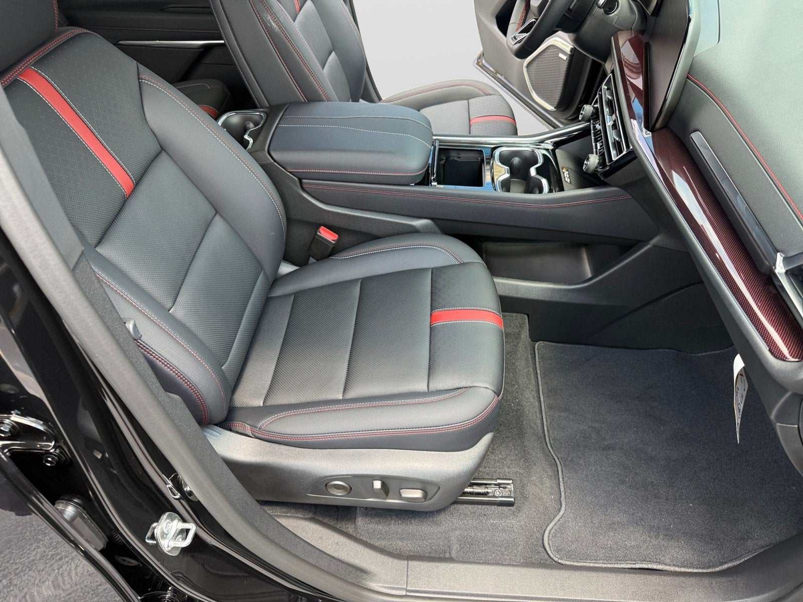 2026 Chevrolet Traverse FWD RS